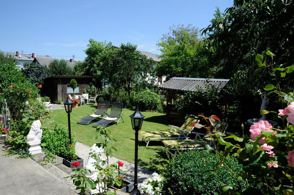 Bed and Breakfast Haus Stuttgart Obernberg am Inn Esterno foto